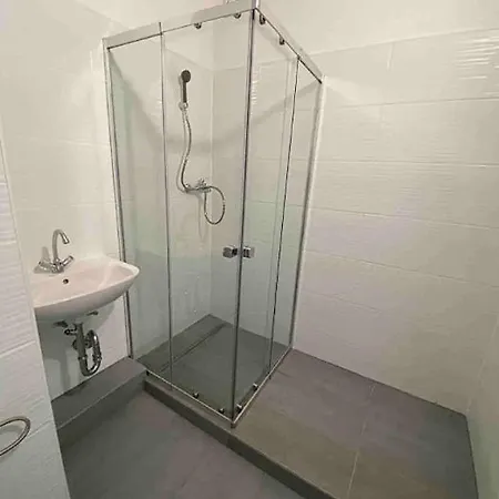 Apartamento Schone 2 Mit Bad Und Kuche Mönchengladbach